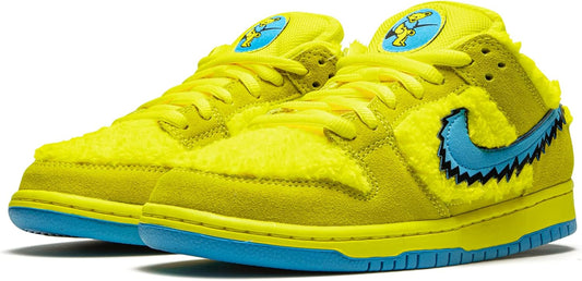 SB Dunk Low Pro x Grateful Dead