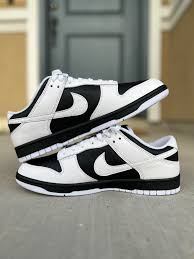 Reverse panda dunk