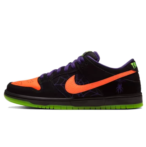 Nike Mens Sb Dunk Low Night of Mischief